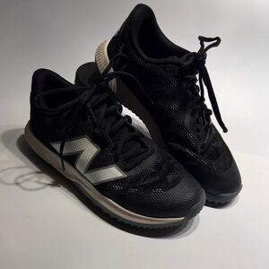 New Balance FuelCell 4040v7 Turf Trainer Baseball Shoe